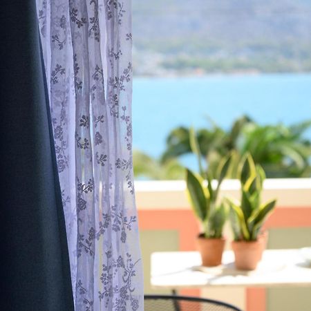 סלמיס Seaside Apartment מראה חיצוני תמונה
